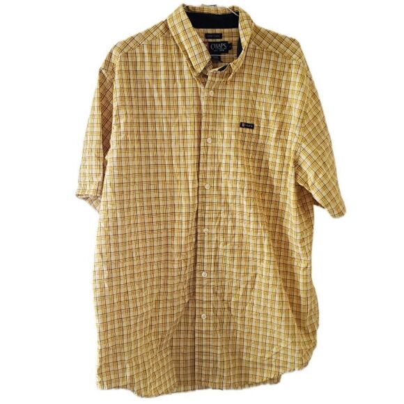 Chaps Easy Care Men's Yellow Check Short Sleeve Button Down Shirt - Picture 1 of 3